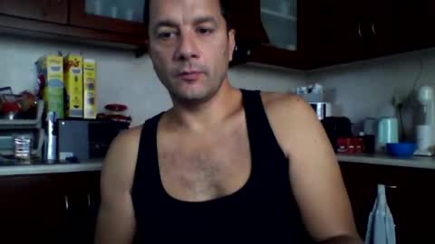 Snapshot of billos26 chatting on 10-10-25, 07:40 billys greece online show from 10-10-25, 07:40