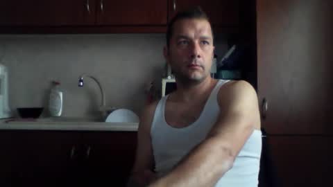 Snapshot of billos26 chatting on 04-30-26, 07:47 billys greece online show from 04-30-26, 07:47