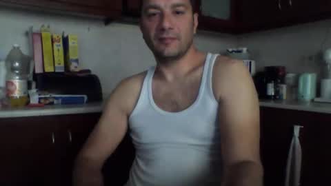 Snapshot of billos26 chatting on 05-07-26, 07:25 billys greece online show from 05-07-26, 07:25