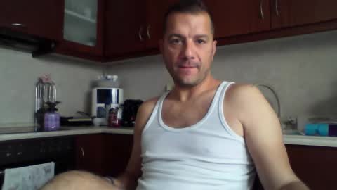 Snapshot of billos26 chatting on 05-21-26, 07:48 billys greece online show from 05-21-26, 07:48