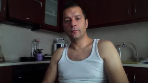 Snapshot of billos26 chatting on 06-04-26, 07:03 billys greece online show from 06-04-26, 07:03