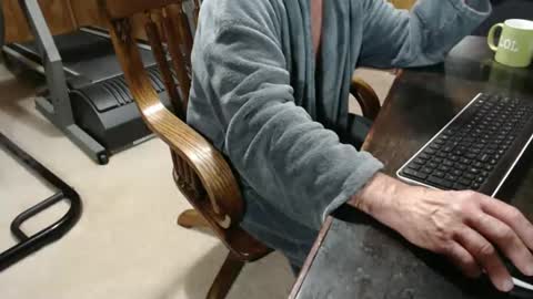 Snapshot of billy471 chatting on 01-01-25, 11:49 billy471 online show from 01-01-25, 11:49