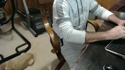 Snapshot of billy471 chatting on 01-25-25, 09:35 billy471 online show from 01-25-25, 09:35