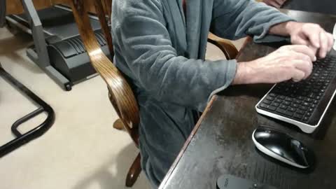 Snapshot of billy471 chatting on 02-15-25, 02:00 billy471 online show from 02-15-25, 02:00