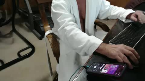 Snapshot of billy471 chatting on 11-14-25, 05:33 billy471 online show from 11-14-25, 05:33