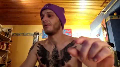 Snapshot of billy_fingercut chatting on 01-31-25, 04:27 Billy FingerCut online show from 01-31-25, 04:27