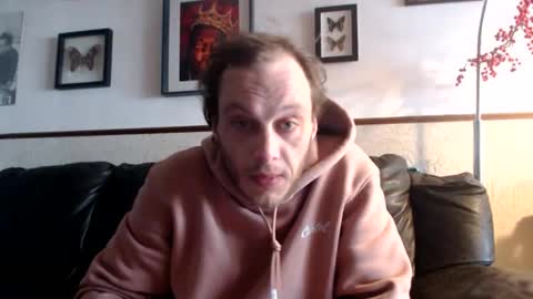 Snapshot of billy_fingercut chatting on 03-10-25, 07:42 Billy FingerCut online show from 03-10-25, 07:42