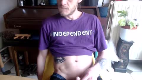 Snapshot of billy_fingercut chatting on 03-12-25, 07:02 Billy FingerCut online show from 03-12-25, 07:02