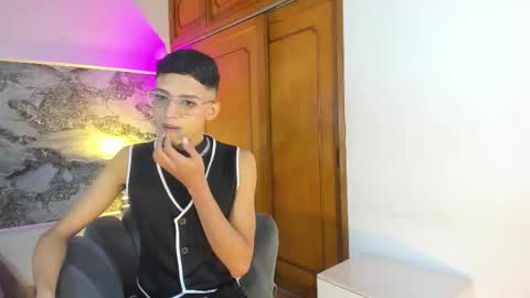 Sam online show from 02-08-26, 12:08