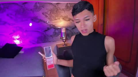 Sam online show from 04-17-26, 12:19