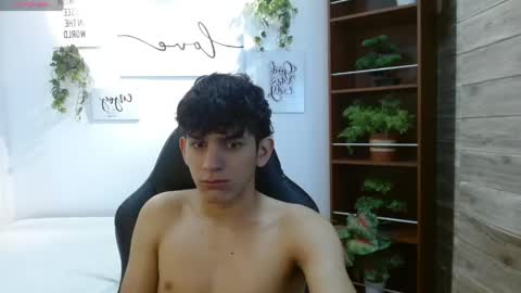 Snapshot of billy_wild chatting on 04-22-26, 11:56 billy wild online show from 04-22-26, 11:56