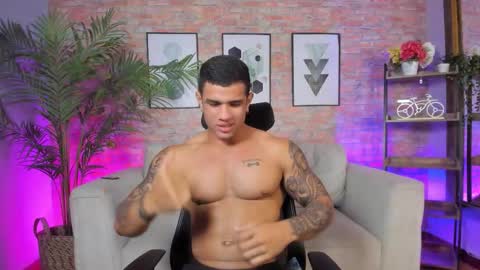 Snapshot of billydouglass chatting on 10-22-25, 12:44 billydouglass online show from 10-22-25, 12:44