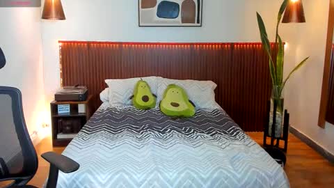 Snapshot of billydouglass chatting on 11-13-25, 01:04 billydouglass online show from 11-13-25, 01:04