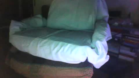 Snapshot of binder2122 chatting on 07-13-26, 04:04 binder2122 online show from 07-13-26, 04:04