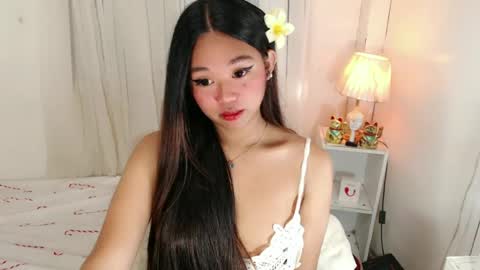 Snapshot of binnie_katchins chatting on 06-27-26, 02:16 binnie_katchins online show from 06-27-26, 02:16