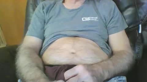 Snapshot of bisoutherner chatting on 02-16-26, 06:37 bisoutherner online show from 02-16-26, 06:37