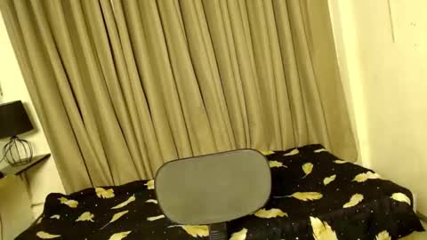 bitchy_bea online show from 04-09-26, 11:15