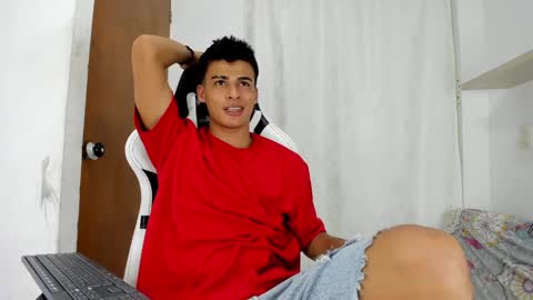 Snapshot of bjonr_haward chatting on 01-26-25, 05:13 Haward online show from 01-26-25, 05:13