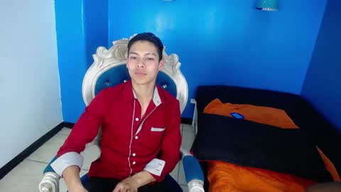 Snapshot of blacckandwhitte chatting on 12-23-24, 08:03 blacckandwhitte online show from 12-23-24, 08:03