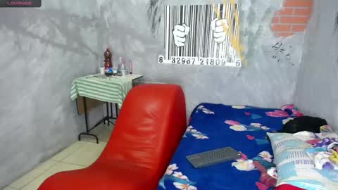 Snapshot of blacckandwhitte chatting on 02-11-25, 12:06 blacckandwhitte online show from 02-11-25, 12:06