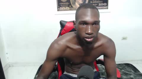 Snapshot of black30cmdick chatting on 08-01-26, 07:13 maquina online show from 08-01-26, 07:13