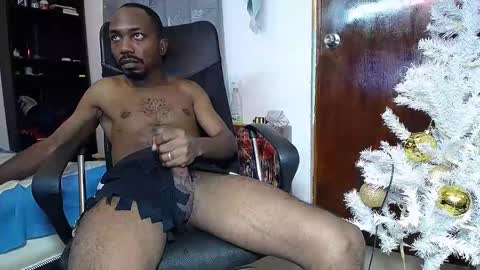 Snapshot of black_diamond_t chatting on 12-30-24, 07:42 Black Diamond online show from 12-30-24, 07:42