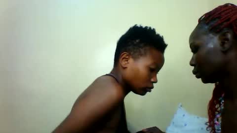 Snapshot of black_divas1 chatting on 02-19-26, 06:20 black_divas1 online show from 02-19-26, 06:20