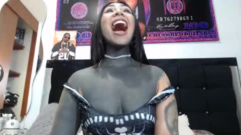 Snapshot of black_eyestattoo chatting on 01-06-25, 03:09 karenth soto online show from 01-06-25, 03:09