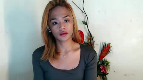 Nympha online show from 04-17-26, 04:04