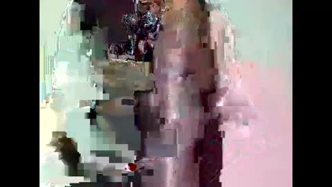 Snapshot of black_queen9 chatting on 05-18-26, 06:08 noel online show from 05-18-26, 06:08