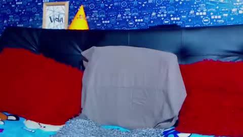 duglas online show from 12-05-25, 05:42