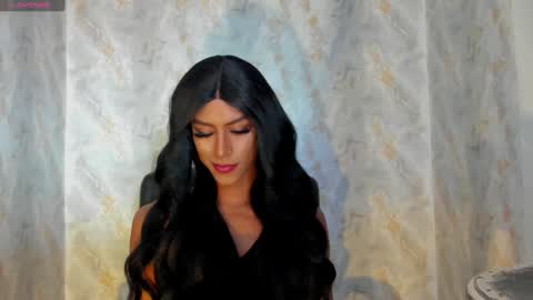 Nina online show from 01-23-25, 02:28