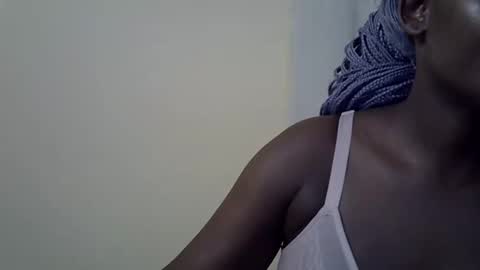 Blackbooty260 online show from 12-17-25, 08:48