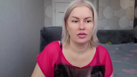Snapshot of blackeyes11 chatting on 06-18-26, 04:35 blackeyes11 online show from 06-18-26, 04:35