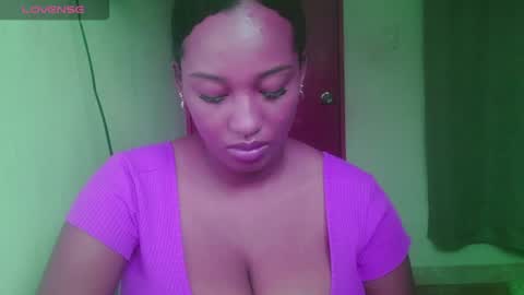 Shophie White online show from 06-30-26, 01:01