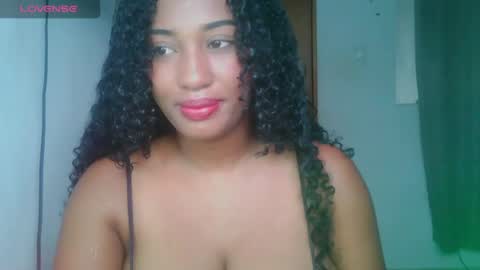 Shophie White online show from 07-19-26, 01:04