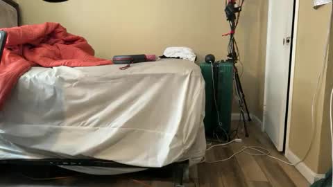 Snapshot of blackjag107 chatting on 11-01-25, 06:32 blackjag107 online show from 11-01-25, 06:32