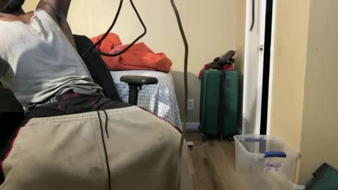 Snapshot of blackjag107 chatting on 11-22-25, 02:21 blackjag107 online show from 11-22-25, 02:21