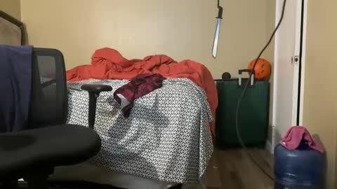 Snapshot of blackjag107 chatting on 12-01-25, 03:33 blackjag107 online show from 12-01-25, 03:33