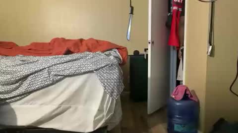 Snapshot of blackjag107 chatting on 12-01-25, 04:34 blackjag107 online show from 12-01-25, 04:34