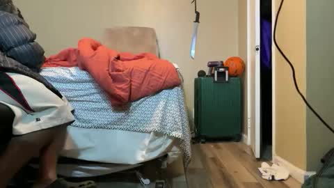 Snapshot of blackjag107 chatting on 12-19-25, 04:58 blackjag107 online show from 12-19-25, 04:58