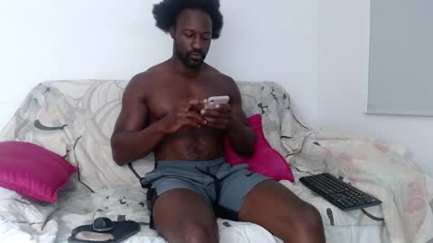 Twtter 1MikeBeckford            Onlyfns beckfordmike online show from 02-23-26, 11:18