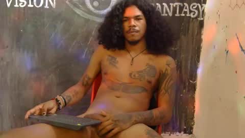 Snapshot of blackphylosofy chatting on 01-13-25, 02:32 i am D.L online show from 01-13-25, 02:32