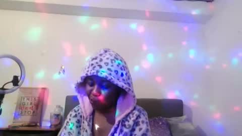 Snapshot of blackqueen888 chatting on 01-17-25, 06:12 blackqueen888 online show from 01-17-25, 06:12