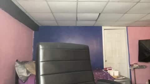 Snapshot of blackqueen888 chatting on 09-11-25, 04:18 blackqueen888 online show from 09-11-25, 04:18