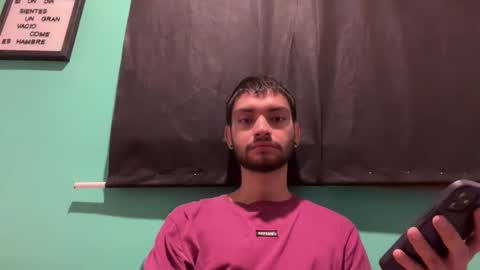 Snapshot of blacksheep2001 chatting on 11-19-25, 05:29 mac online show from 11-19-25, 05:29