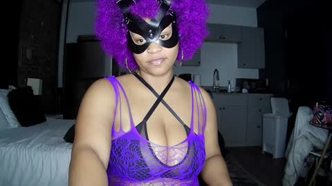 Queen Siren online show from 01-11-25, 05:10