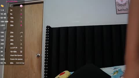 Tifffany bllom online show from 07-08-26, 03:00