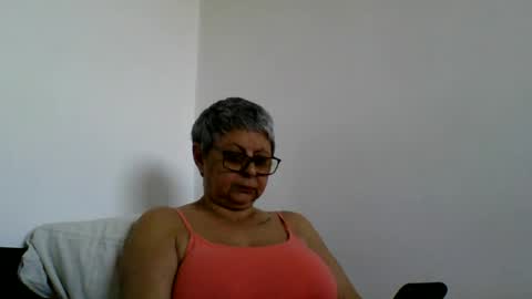 Snapshot of blackwidow05 chatting on 06-13-26, 09:29 Black Widow online show from 06-13-26, 09:29