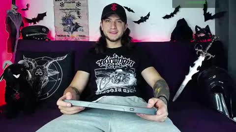 Dave online show from 11-10-25, 06:51